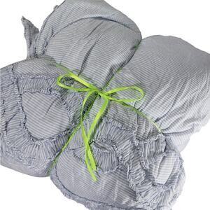 PB TEEN! SHABBY CHIC BLUE/WHITE TICK STRIPED QUILTED/APPLIQUED COMFORTER! SZ TWN